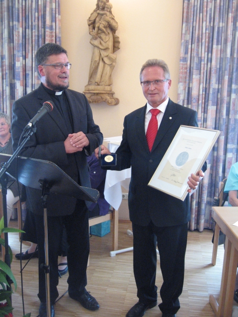 2011-07-03_bergabe_Palestrina-Medaille